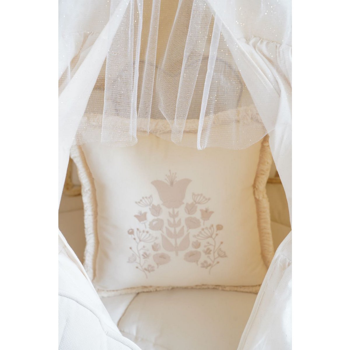 Tipi-tent "Boho" met ruches en borduursels
