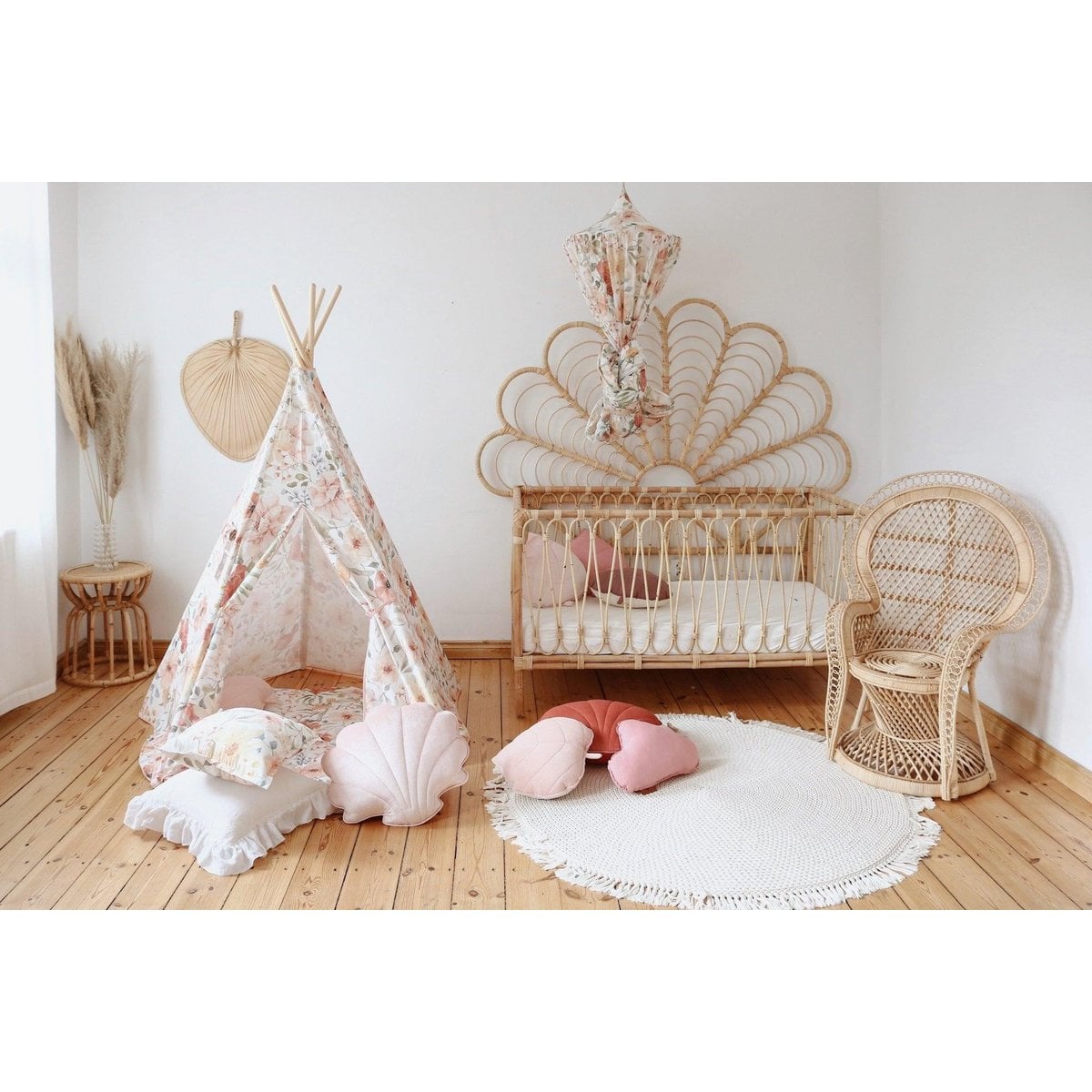 Tipi-tent "FLOWER POWER"