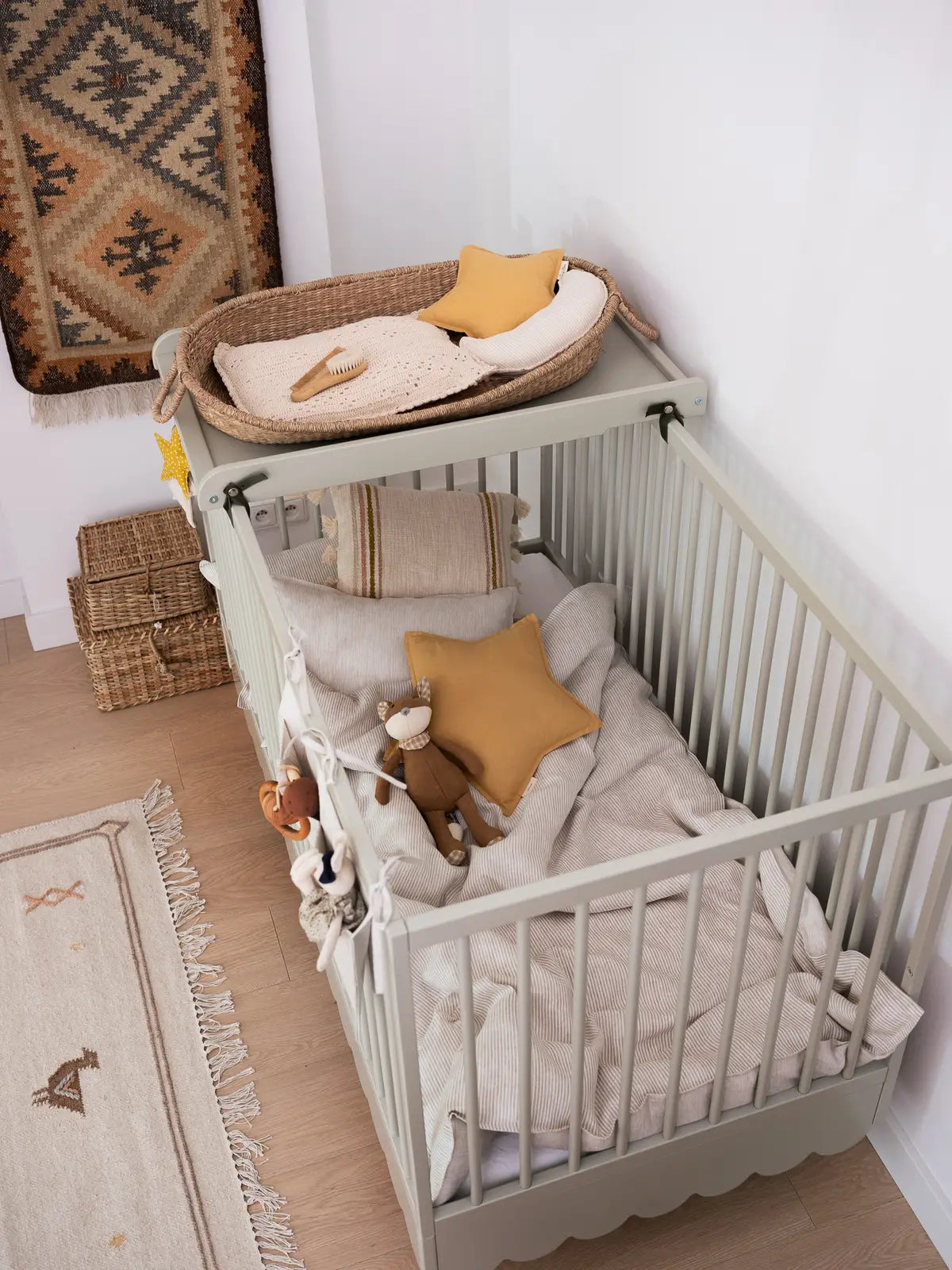Ledikant en peuterbed - 2in1 - multifunctionele ledikant - olive