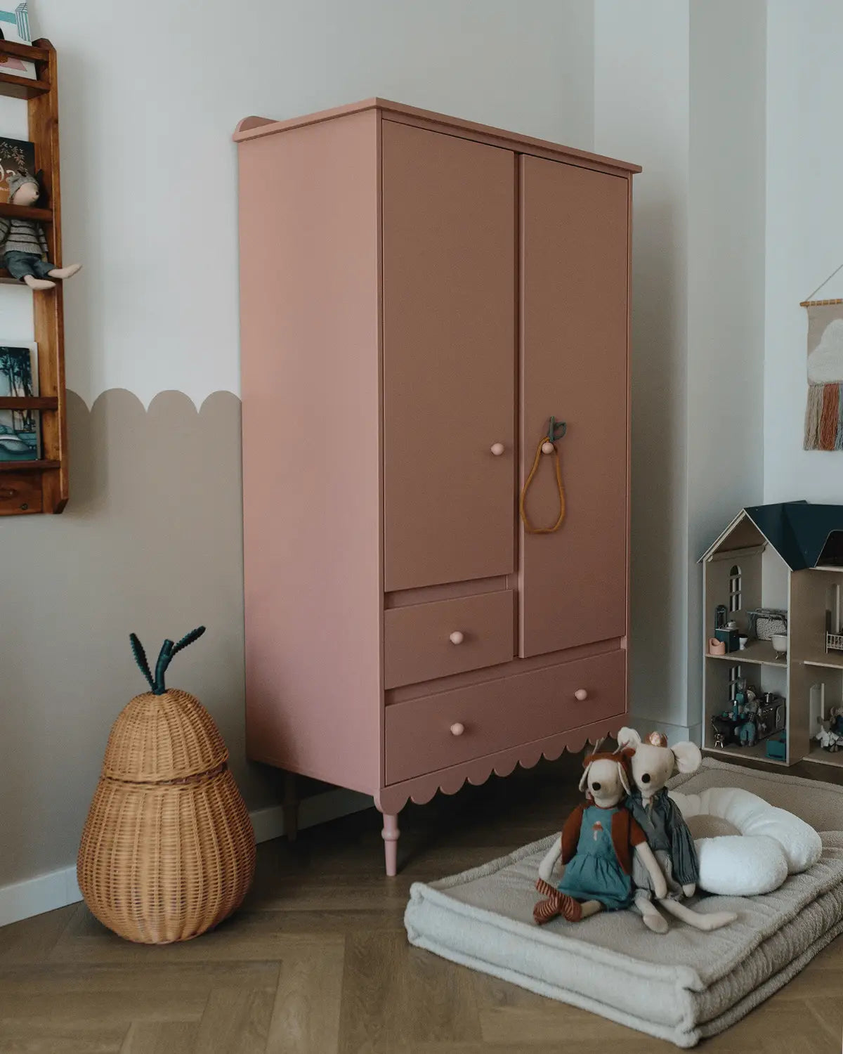 Kledingkast 2deurs roze