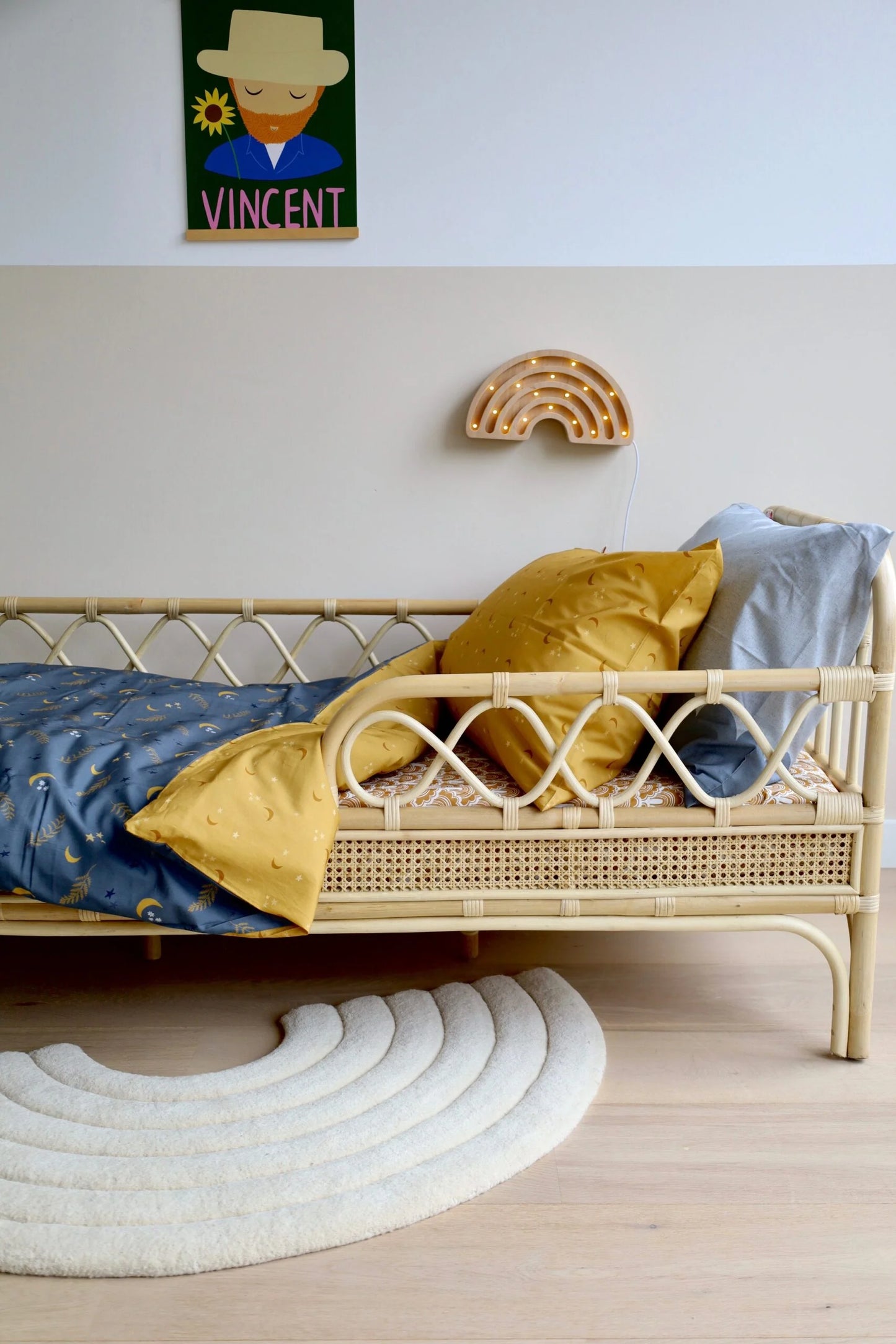 Rotan peuterbed / juniorbed Sterre (recht)