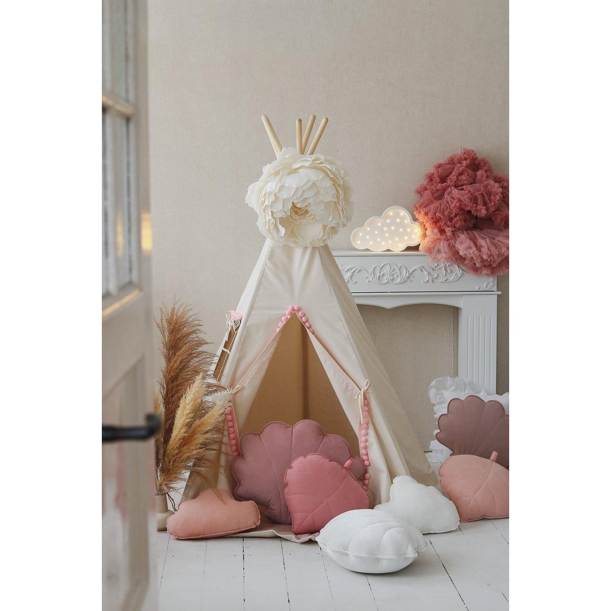 Tipi met pompons en mattenset "Pluizige pompons"