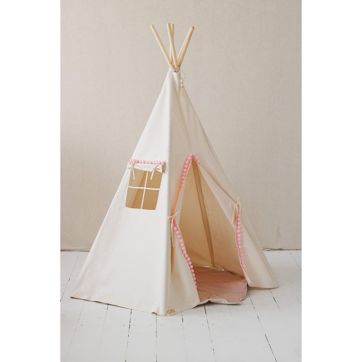 Tipi-tent "Fluffy Pompoms" met pompons